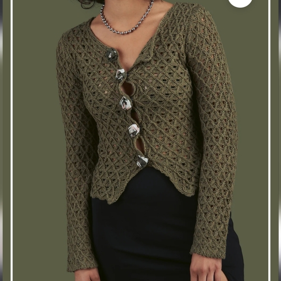 Unif Garden Sweater Crotchet Flower Button Size M - Picture 2 of 10